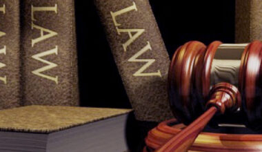 Benefits and Reasons to Pursue Law as Career